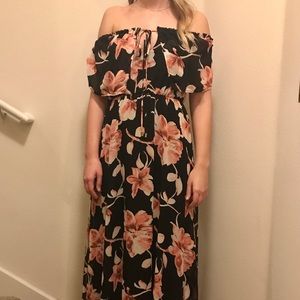 LuLu’s Floral Maxi Dress